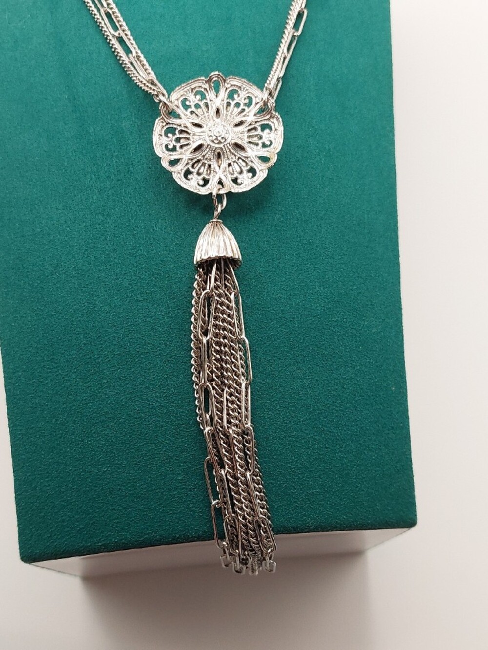 Vtg Silvertone Tassel Pendant Necklace with Multicolor Enamel Floral Accent - Picture 3 of 13